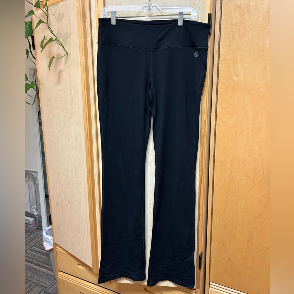 black flare leggings